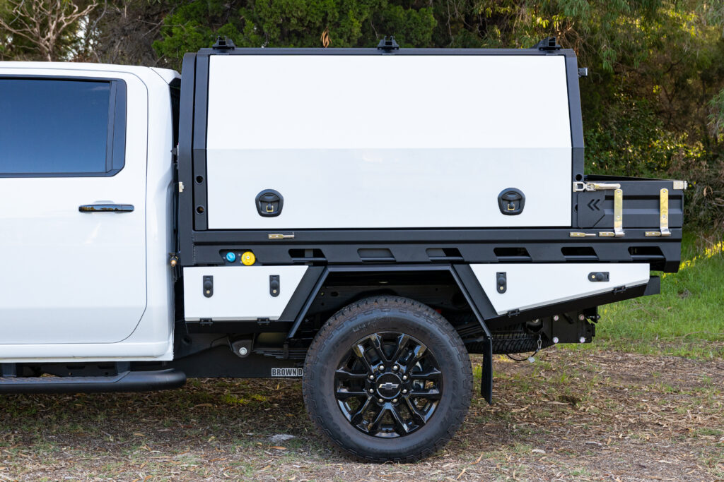 Chris's Chevrolet Silverado 2500 with MITS alloy tray and canopy, Redarc electrical system, Bushman upright fridge, long-range fuel tank and touring accessories