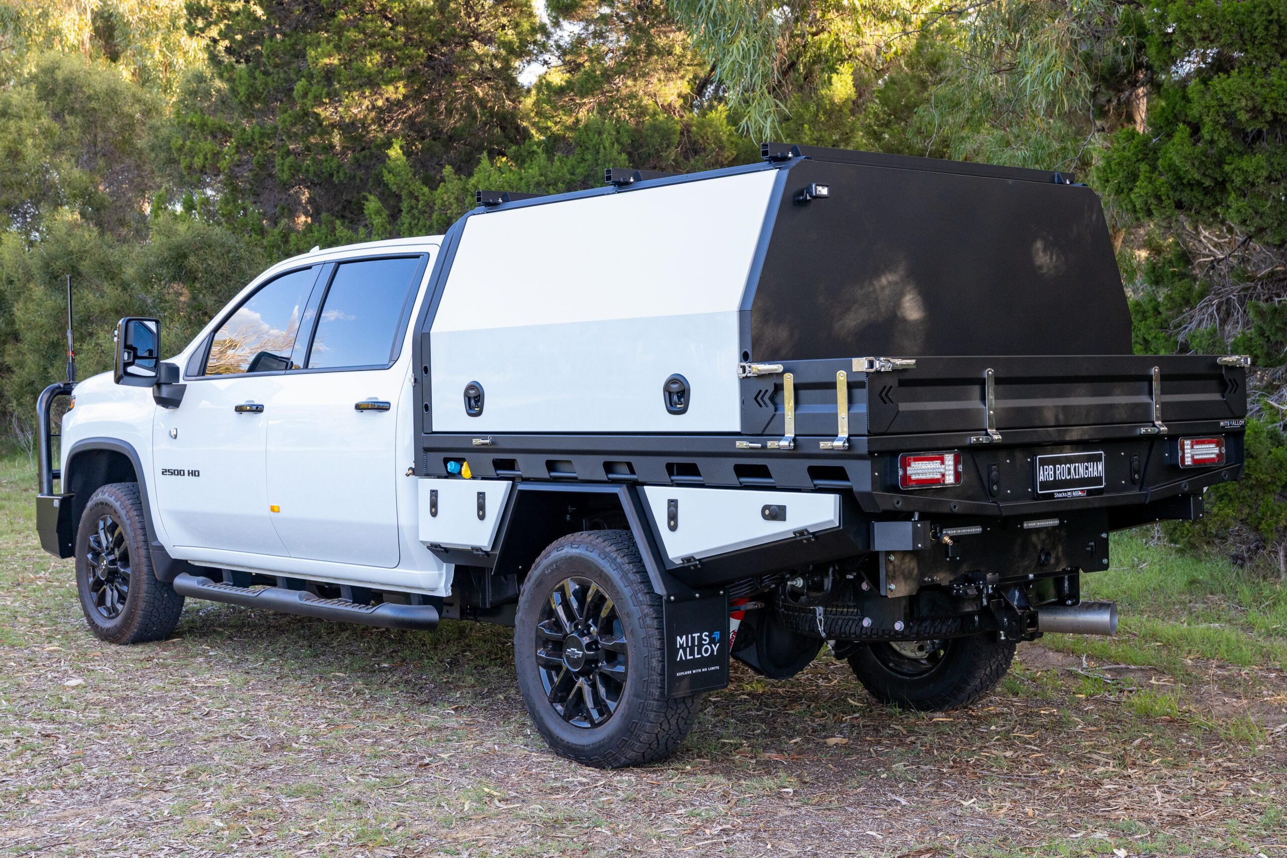 Chris's Chevrolet Silverado 2500 with MITS alloy tray and canopy, Redarc electrical system, Bushman upright fridge, long-range fuel tank and touring accessories