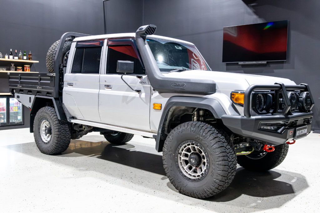 Toyota LandCruiser 79 Series featuring a Safari snorkel, ARB Summit MKII bullbar and MITS Alloy tray.
