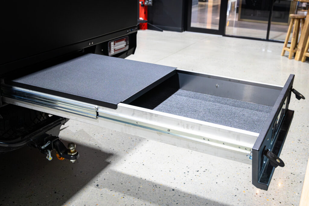Chevrolet Silverado 1500 MITS Alloy tray and canopy build by ARB Rockingham